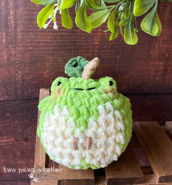 green apple froggy!