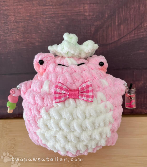 pink strawberry froggy!