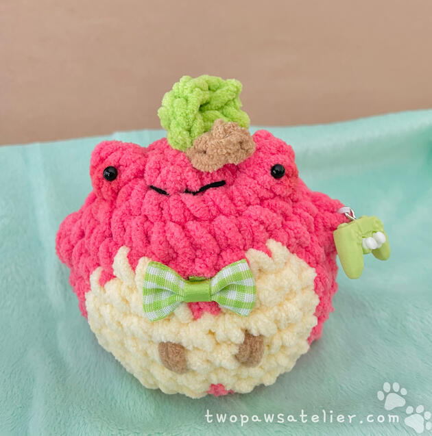 red apple froggy!